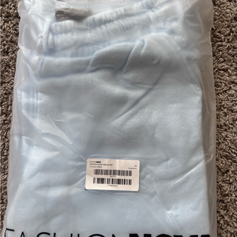 Von Dutch Classic Wide Leg Pant